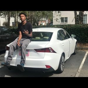 Meet your Posher, Chris